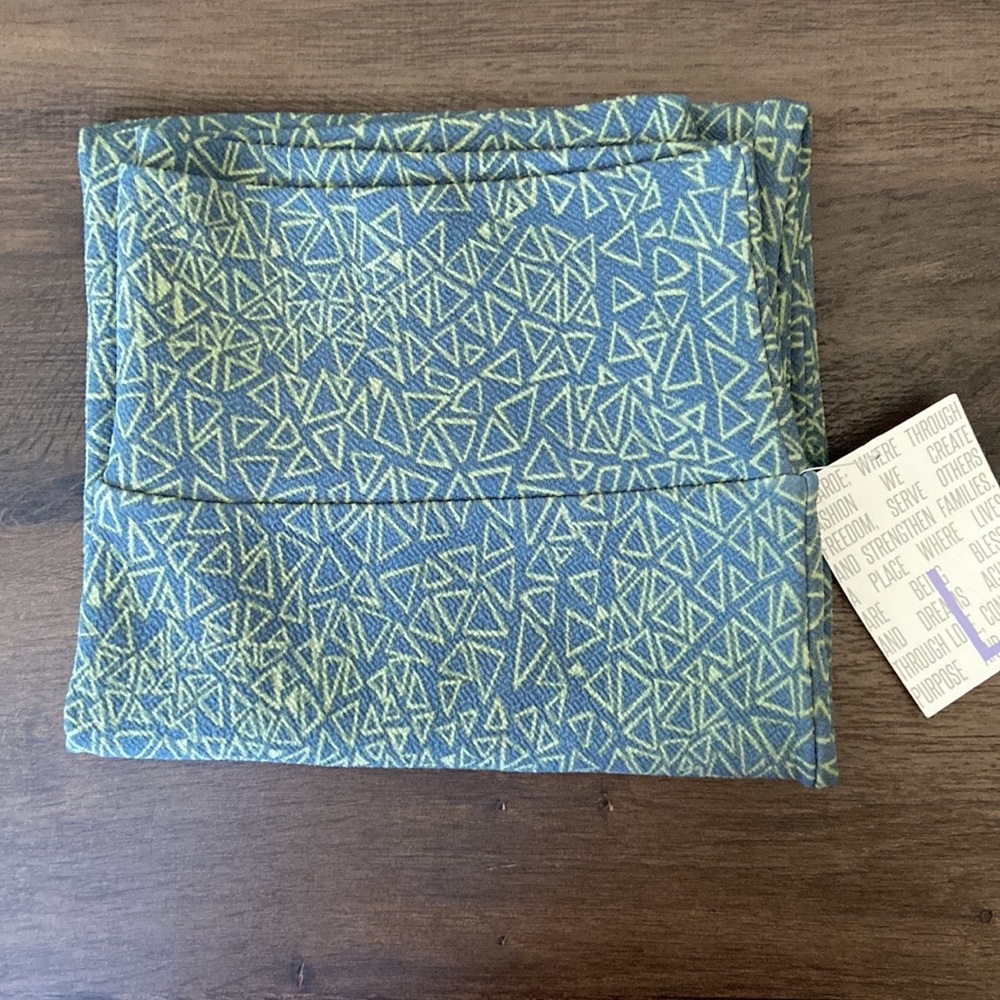 LuLaRoe Women’s Large Cassie Stretch Pencil Skirt Geometric Green Blue